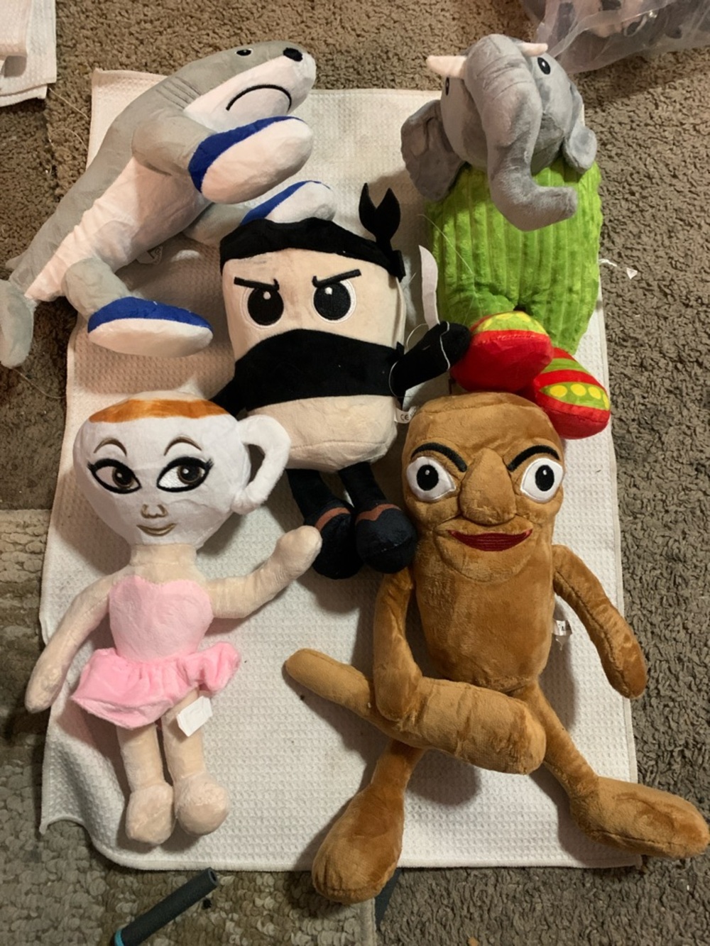 5 Plush toys from Brainrot the Italian MeMe Series